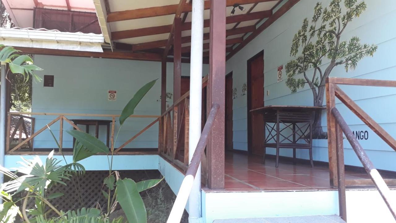 Iguana Libre Hotel Dominical Exterior foto